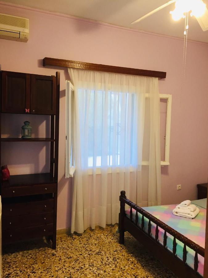 Rose'S Place Артеміда Екстер'єр фото